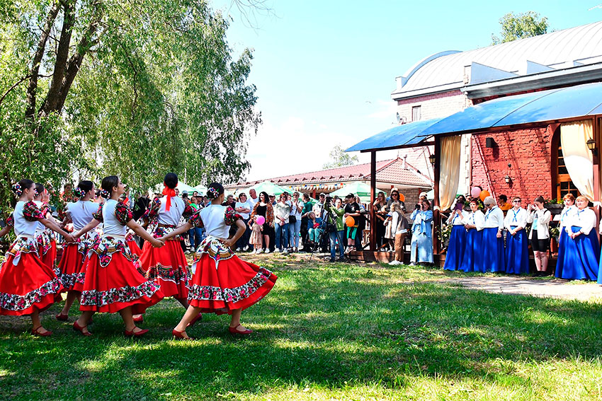 Праздник калитки